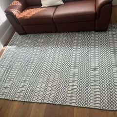 Rug