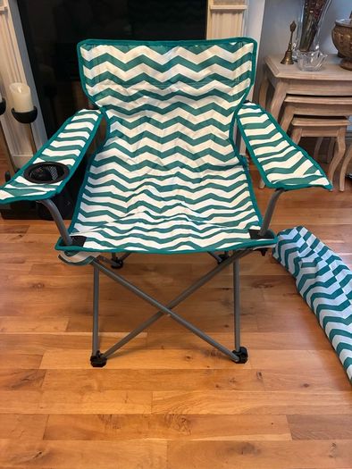 Metal/Fabric Folding Chair.