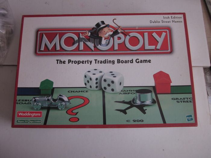 Monopoly Irish Edition Board Game 2001