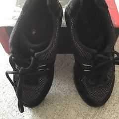 Bloch dancing sneakers - size 4 - black - Irish dancing practice shoes