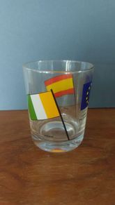 Fabulous Rare Boyne Valley Honey EU Flags Glass featuring Spain & Ireland ( But the Irish Flag is Wrong!)