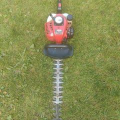 hedge trimmer