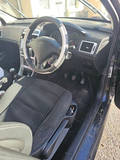2008 Peugeot 307