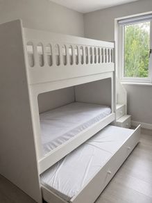 Double/triple bunkbed