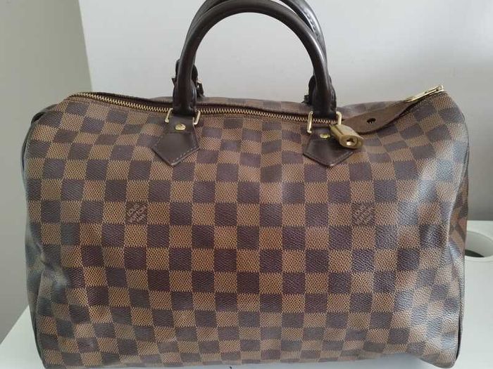 Louis Vuitton Speedy Damier 35 Bag