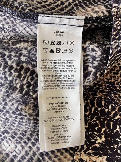 BNWT Size 16/18 Soyaconcept Navy&Beige Top