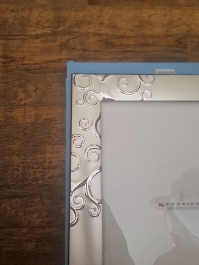 Newbridge frame