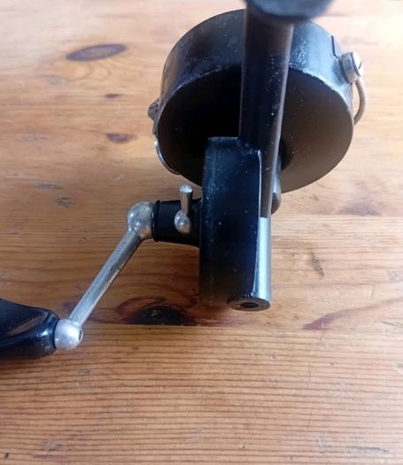 Vintage Mitchell 304 Spinning Reel