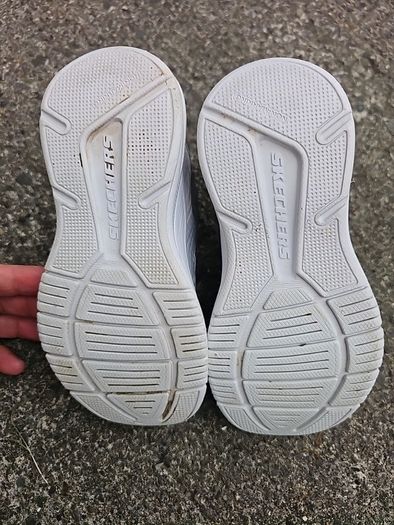 boys sketcher trainers size UK10