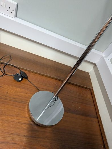Stylish floor lamp