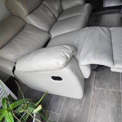 3 seater 1 side manual recliner sofa