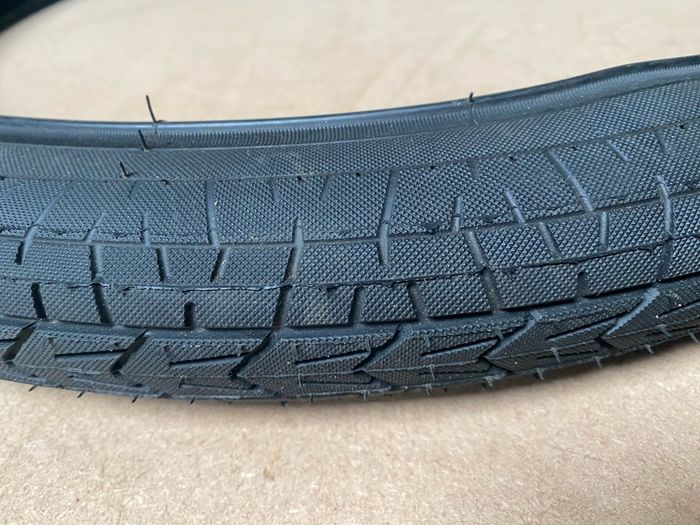 bike tyre 24"