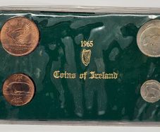 Ireland 1965 Coin Set in Plastic Holder Florin 3d 1d 1/2d