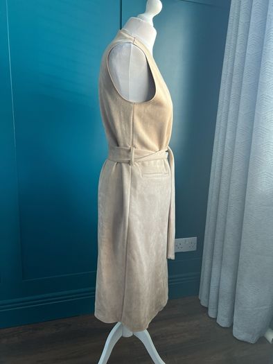 Gallery sleeveless jacket. Size 12