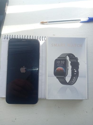 iphone xs max and smart watch