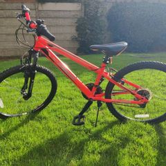 Bike 24' wheels
