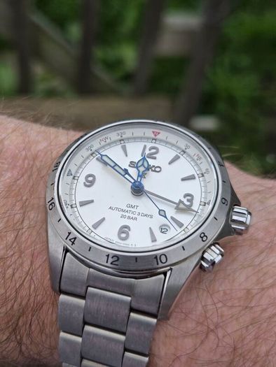 Seiko Prospex Alpinist GMT