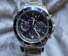 tommy hilfiger watch