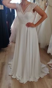 Wedding Dress Bianco Evento Size 36 or S