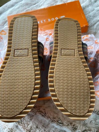 Rocket Dogs sandals