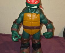 TMNT Raphael Figure 2012