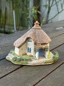 Lilliput Lane Cats Coombe Cottage