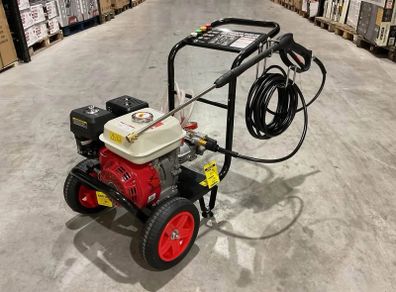 Brand New 4500psi Industrial Use Pressure Washer