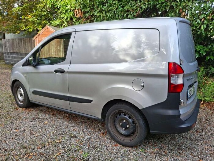 Ford  Transit Courier 2015..... 128k kilometres...read add fully