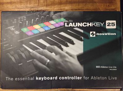 Novation Launchkey 25 (Model 2020)