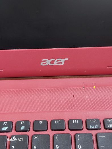 ACER ASPIRE ES1-533 series, Model N16C!, Red, 1.8 Terrabyte HDD, 8GB Ram, Intel Pentium CPU, N4200, 1.1GHz, Microsoft Edge, Chrome