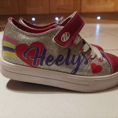 Heelys size 11
