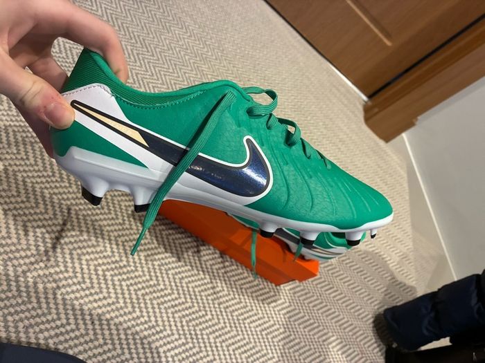 Nike tiempo legend 10 firm ground boots
