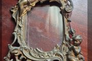 Art nouveau frame often known as the "Beatrice" motif
