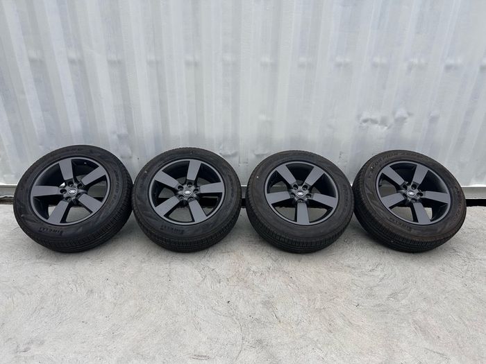 Genuine Land Rover Defender 20" Alloy Wheels - Pirelli LR Tyres