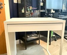 small desk/computer table