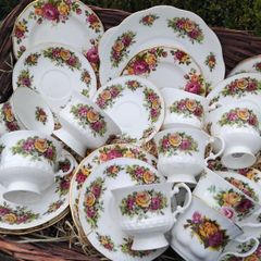 21piece vintage tea set