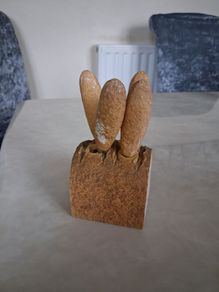 Bread knife holder