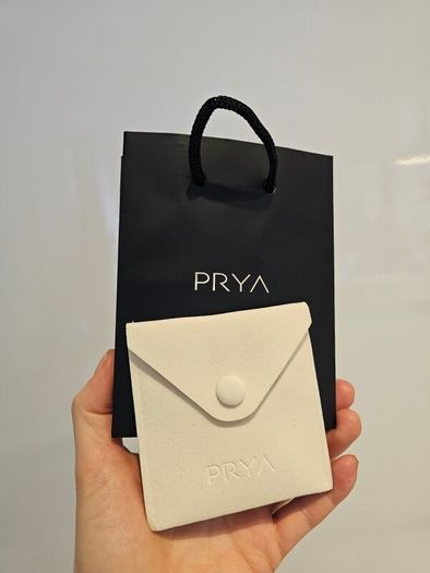 NEW 18k gold plated PRYA eternity knot ring in gift bag