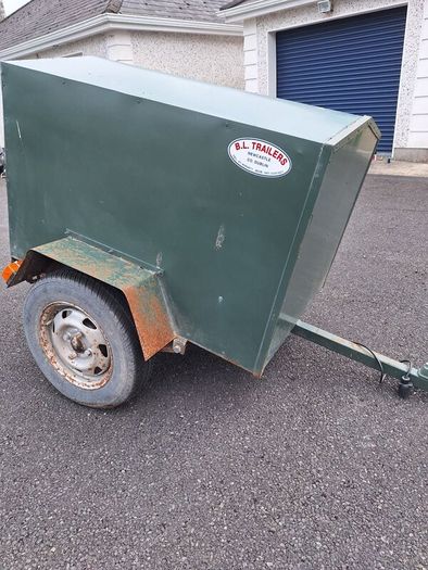 Dog Trailer