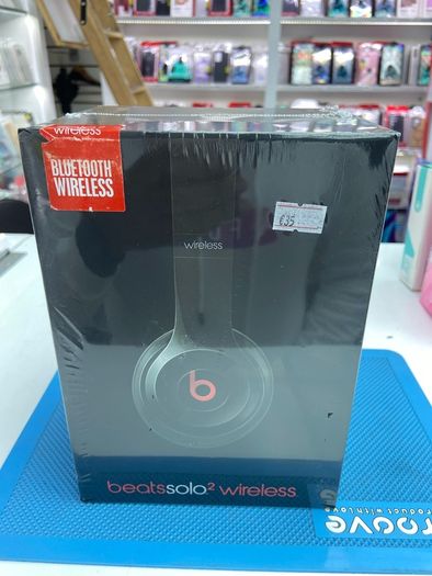 Beats Solo 2 Wireless