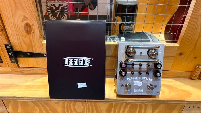Tubesteader Magnezium