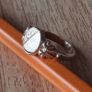 Gold ring Image 7