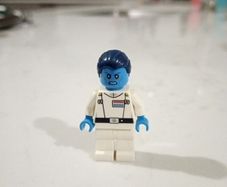 Lego star wars minifigure grand admiral thrawn sw0811