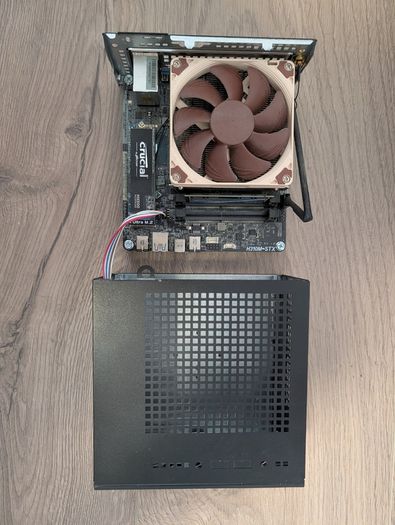 ASRock DeskMini 310 Mini PC