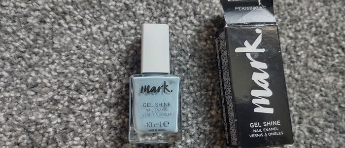 Avon dusky blue nail enamel