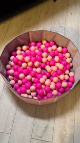 ball pit + 200 balls