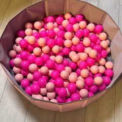 ball pit + 200 balls