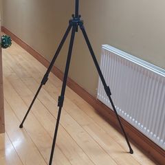Telescoptic Easel Stand Display