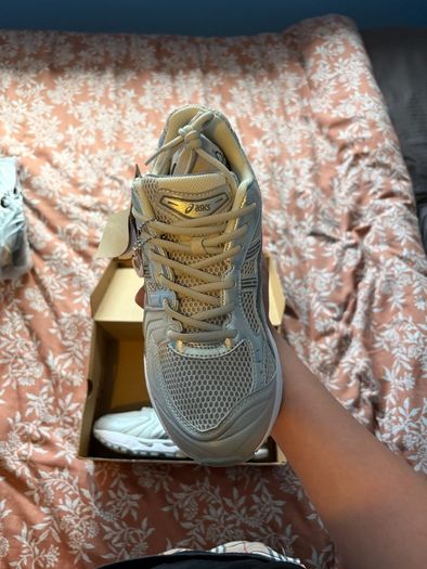 Asics Kayano 14