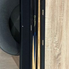 BCE snooker Cue - Ronnie O'Sullivan
